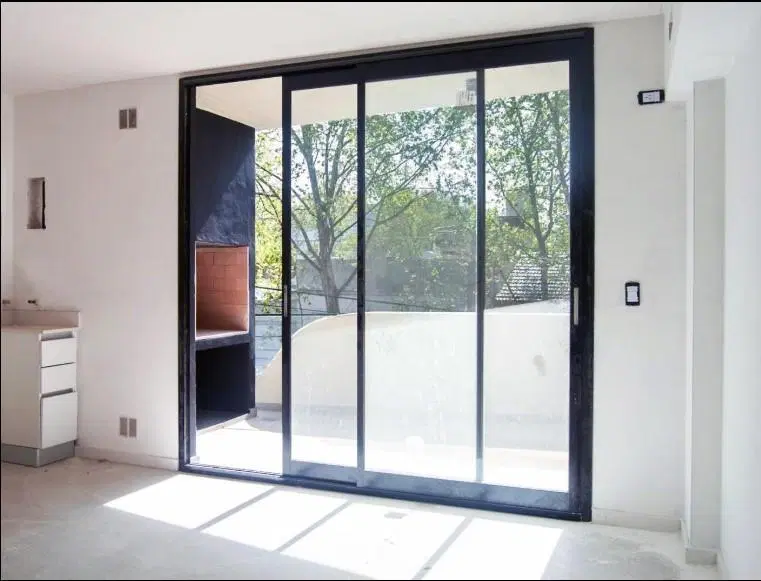 Departamento en  venta de 2 ambientes al frente - San martin centro 3