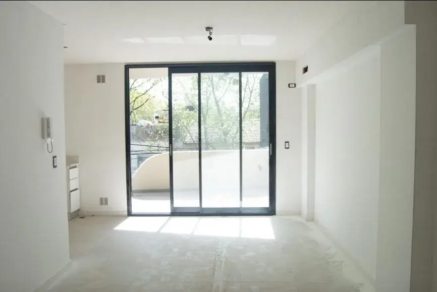 Departamento en  venta de 2 ambientes al frente - San martin centro 4