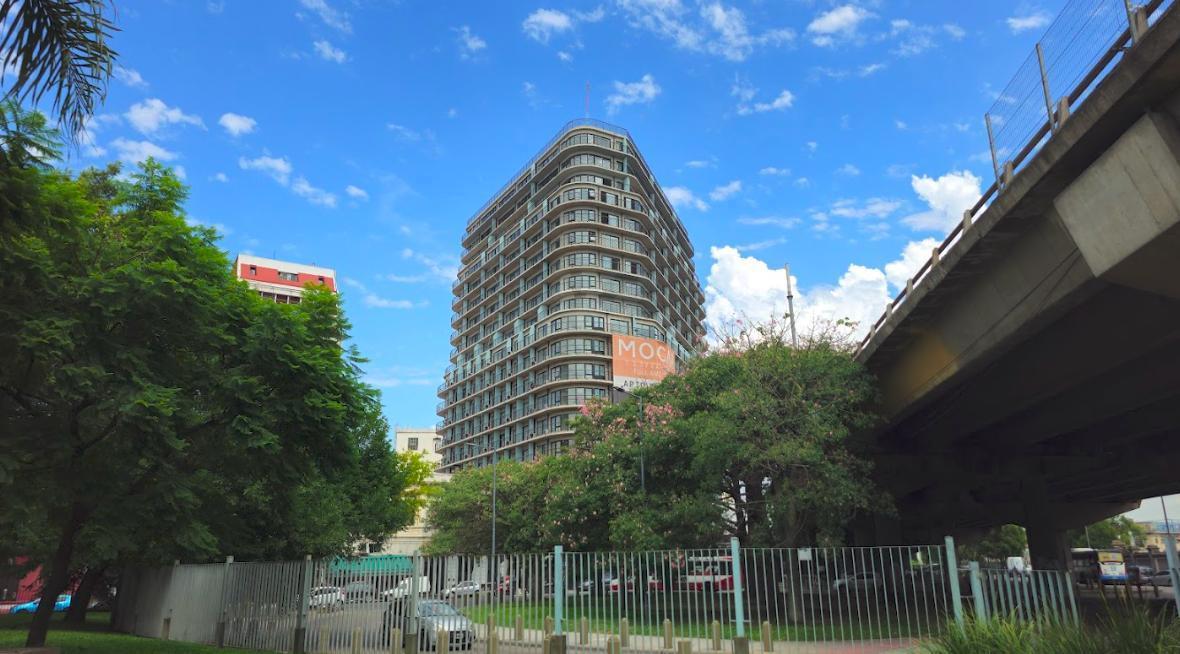 Departamento 4  Ambientes con Balcón al Frente con Imponente Vista a La Ciudad - Barracas