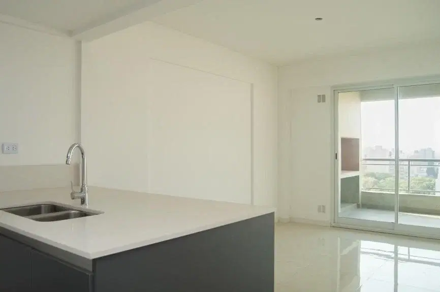 Departamento   4 AMBIENTES FRENTE PISO  11 A- General San Martin 5