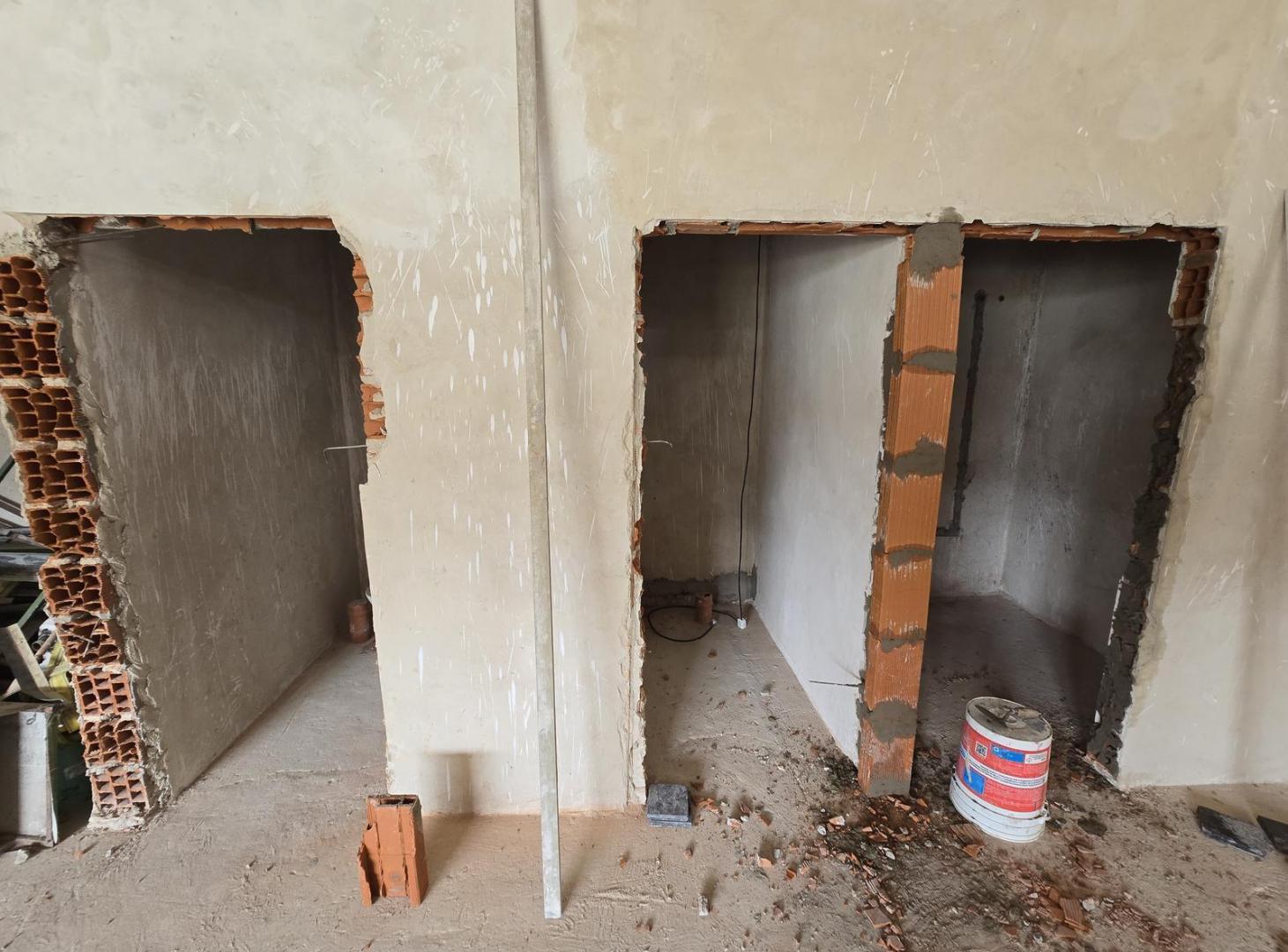 Foto de Alquiler Edificio Comercial PB y 2 Pisos Platas Libres en Belen De, imagen 4
