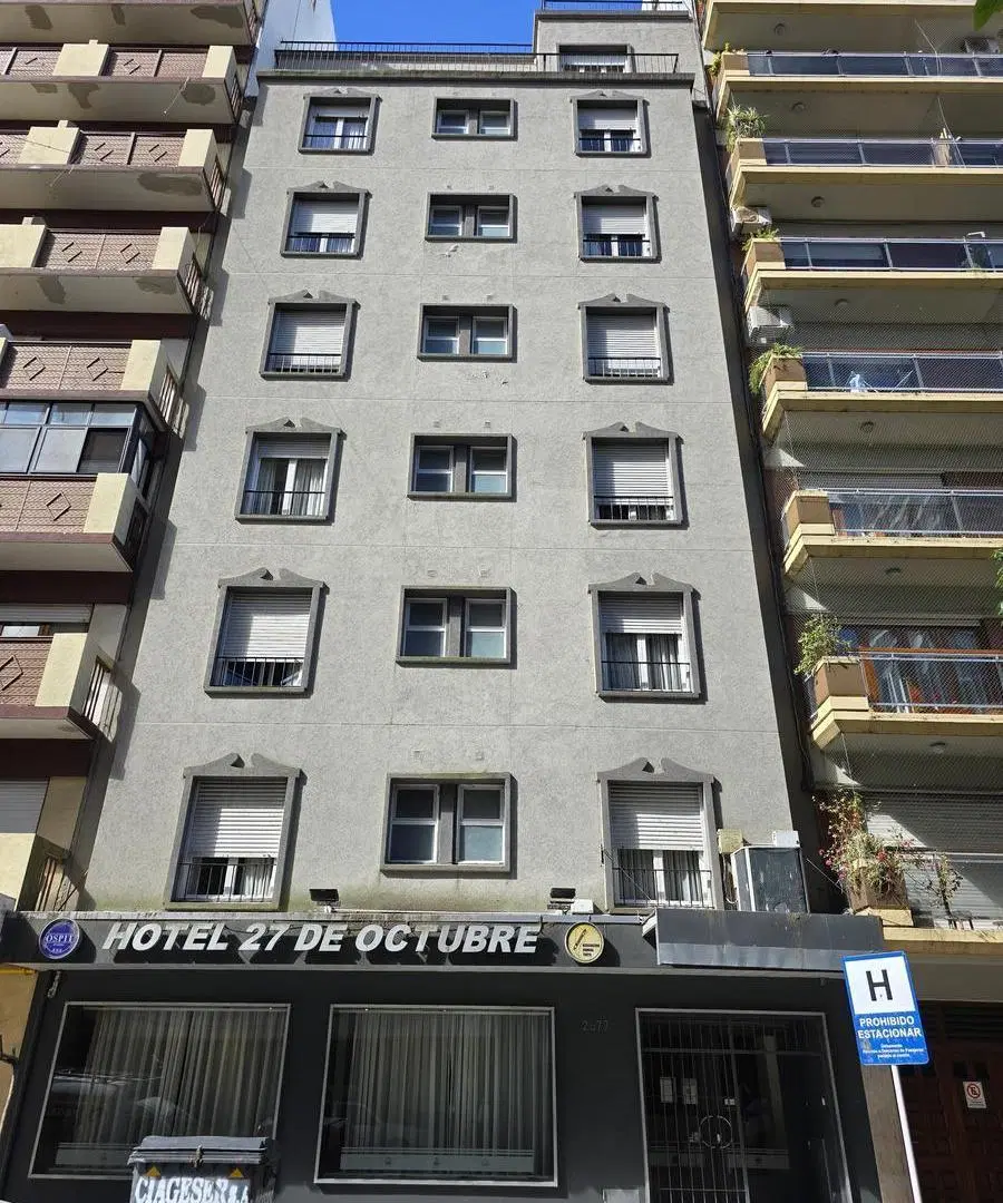 Edificio Comercial en Barrio 2 De Abril 4