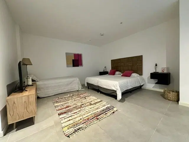 Alquiler Temporario en Recoleta. Monoambiente con patio. Edificio Nuevo. Divino 4