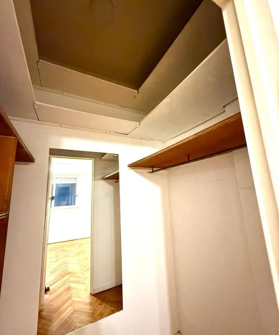 Departamento dos ambientes en venta en Recoleta. Reciclado. Apto Profesional 5