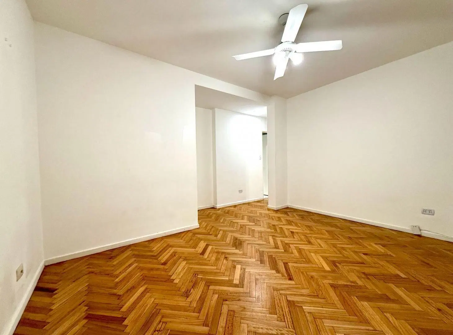 Departamento dos ambientes en venta en Recoleta. Reciclado. Apto Profesional 2