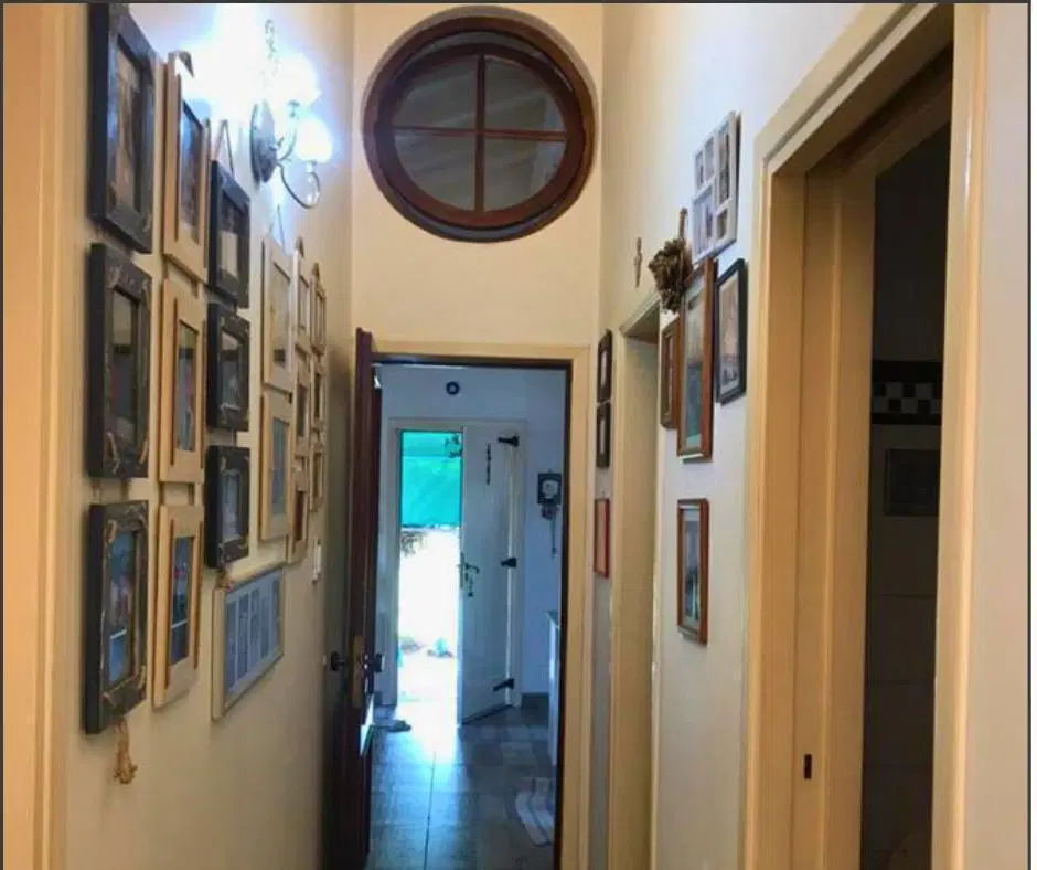 Casa Quinta en Venta en Luis Guillón | Amplio Lote 22 x 70 con Pileta y Quincho 2