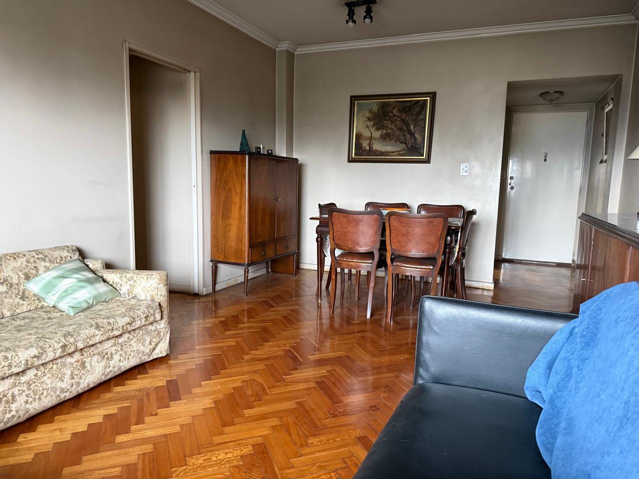 Foto de Excelente depto en venta en San Telmo. Alto, Luminoso, Buen estado. Bernardo de Irigoyen y Garay, imagen 3