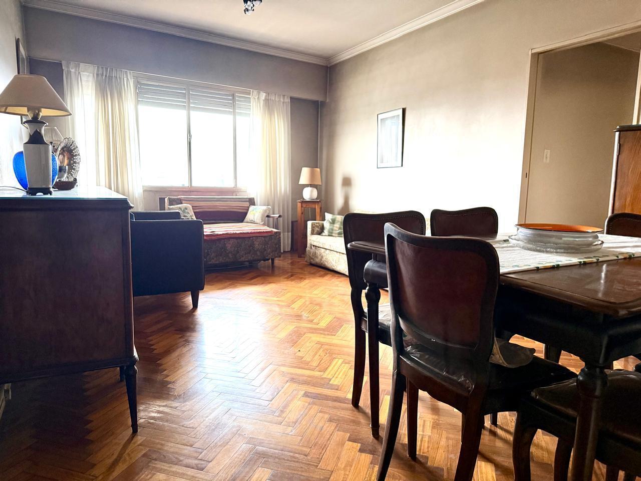 Foto de Excelente depto en venta en San Telmo. Alto, Luminoso, Buen estado. Bernardo de Irigoyen y Garay, imagen 2