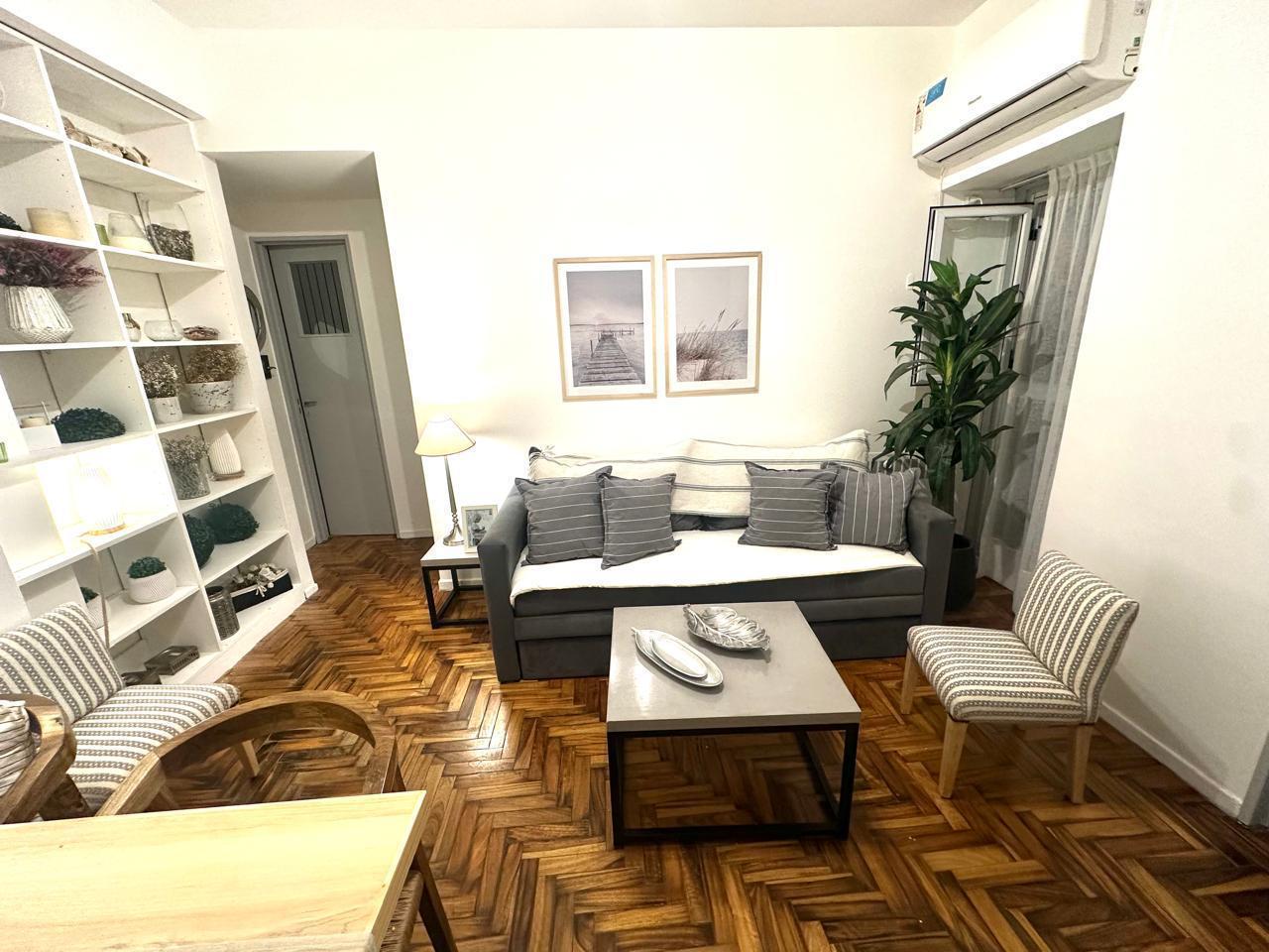 Foto de Dos ambientes en venta en Recoleta, Talcahuano y Santa Fe se vende, imagen 2