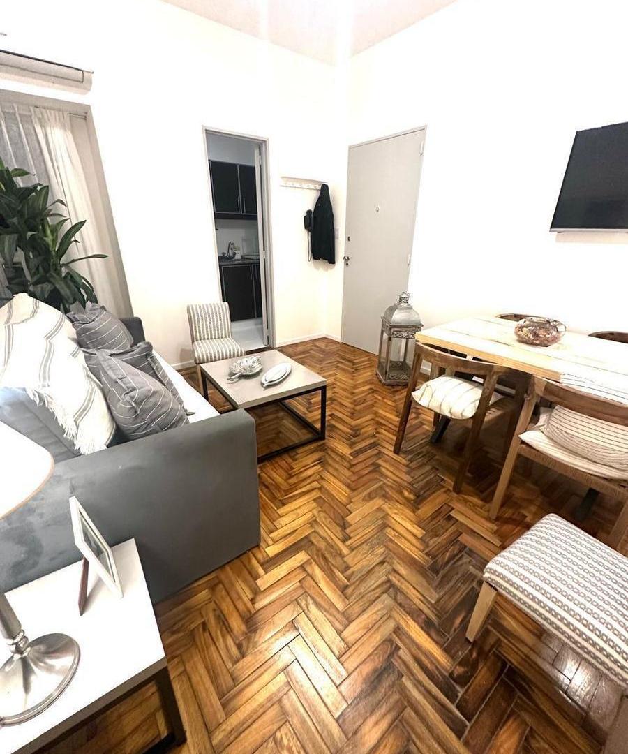Foto de Dos ambientes en venta en Recoleta, Talcahuano y Santa Fe se vende, imagen 1