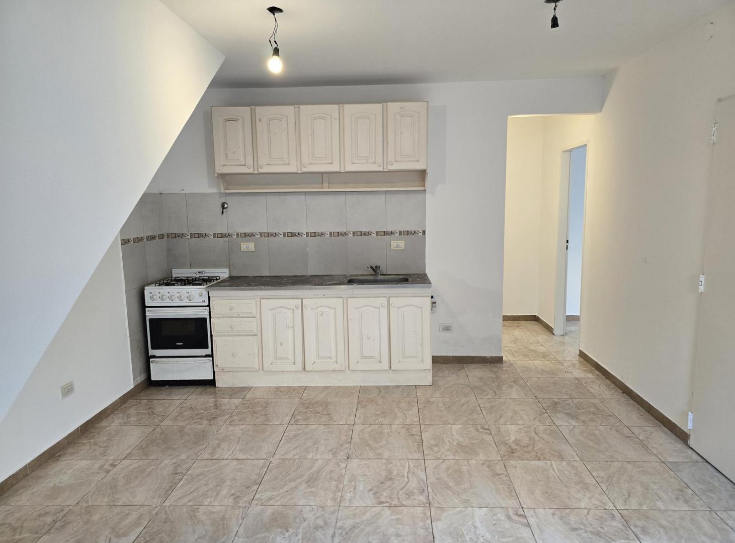 Foto de Departamento 2 ambientes en planta baja con espacio de cochera en, imagen 5