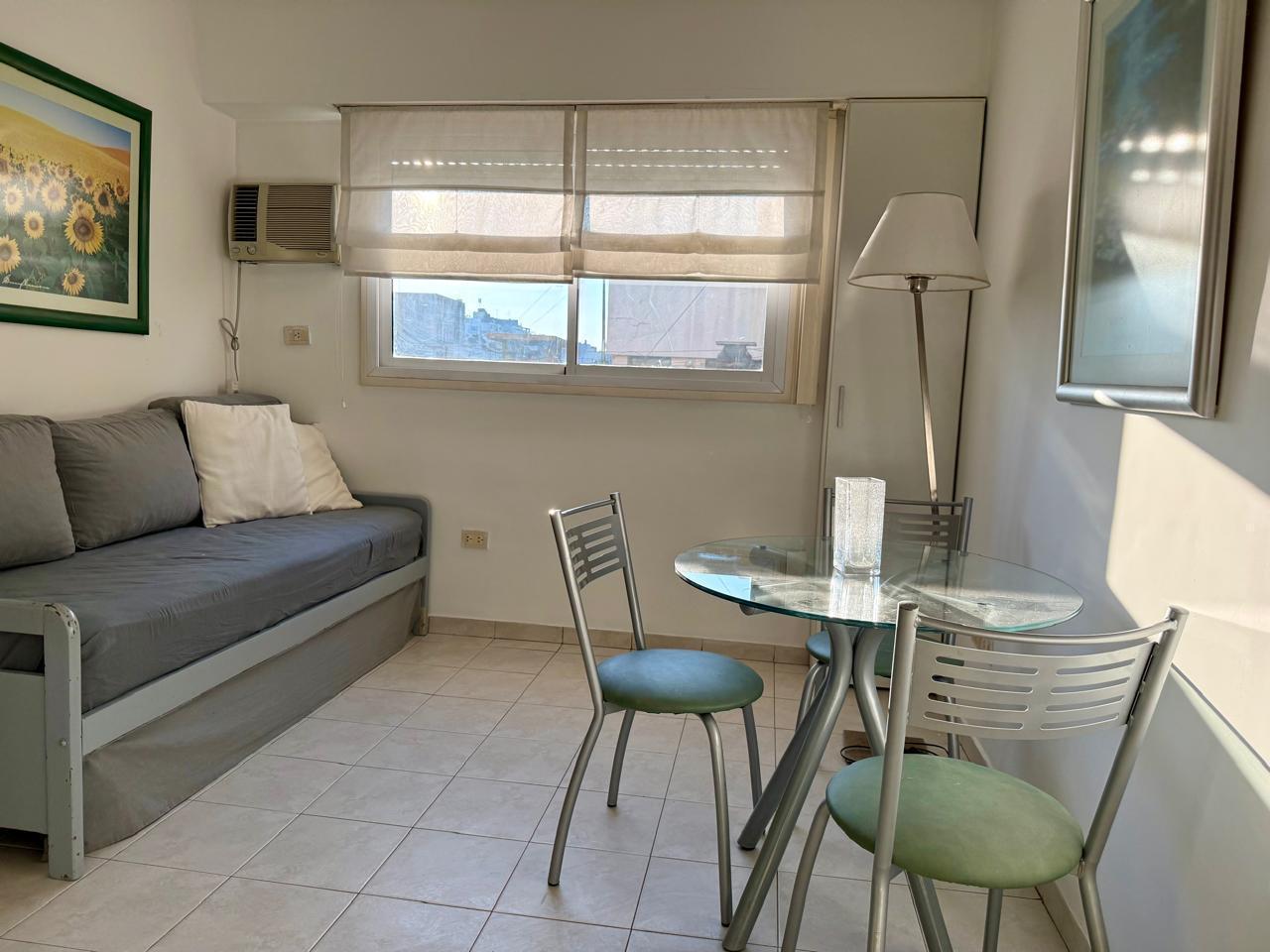 Foto de Dpto 2 ambientes en venta en Recoleta. Se vende equipado. Ideal, imagen 1