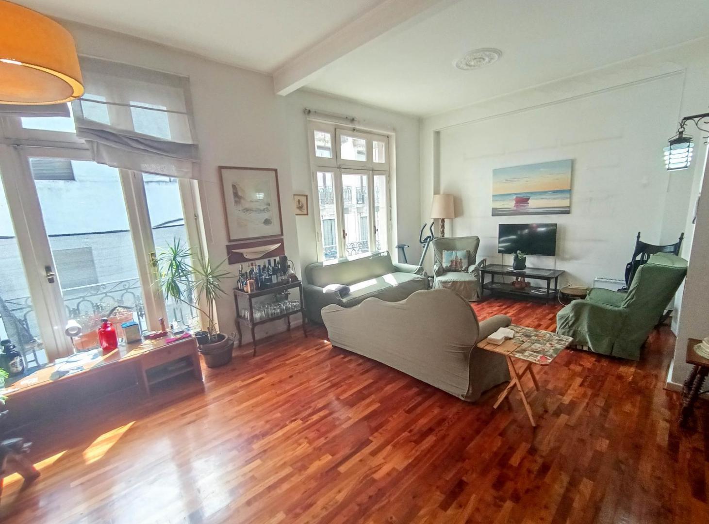 Foto de VENTA – IMPONENTE DEPARTAMENTO DE ÉPOCA 135 M² – APTA PROFESIONAL Y, imagen 1