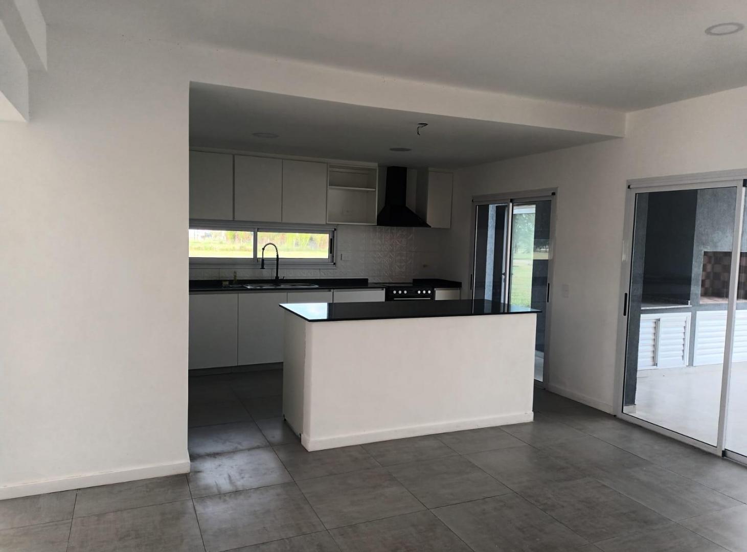 Foto de Dueño directo!!! casa c/pileta a estrenar Barrio Cerrado Lagos de San, imagen 5