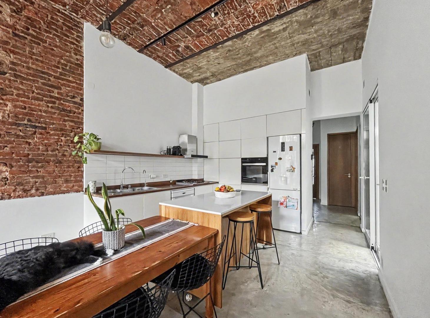 Foto de PH tipo casa de 4 ambientes, reciclado con excelente criterio, jardín, imagen 4