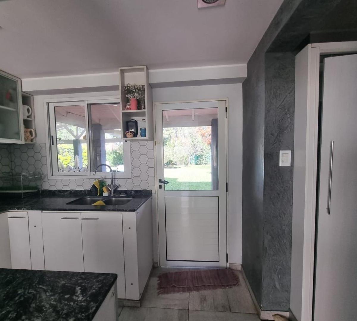 CASA EN VENTA EN CAMPOS DE ALVAREZ