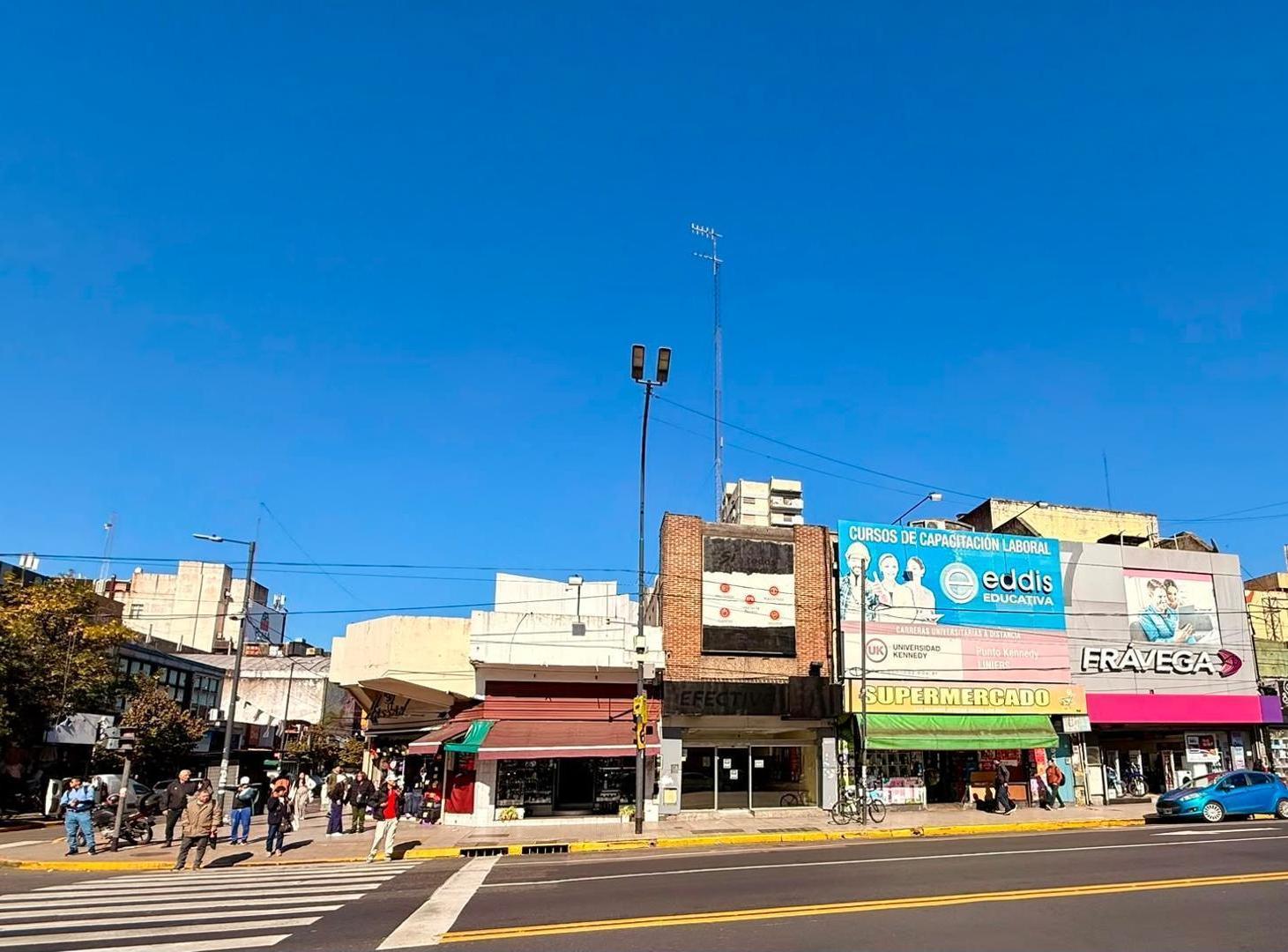 Foto de LOCAL EN VENTA - Excelente Ubicación Liniers, imagen 3