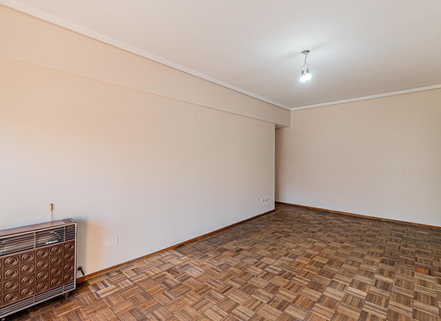 Foto de Departamento 3 ambientes en venta en Villa Devoto, con cochera y, imagen 3