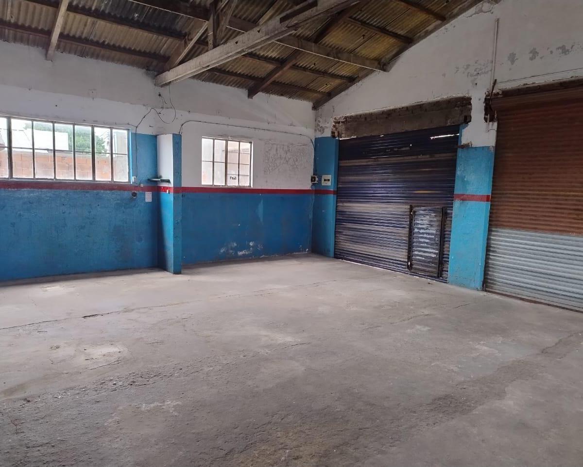 Foto de Galpon con pequeña vivienda. A Reciclar. Permuta., imagen 5