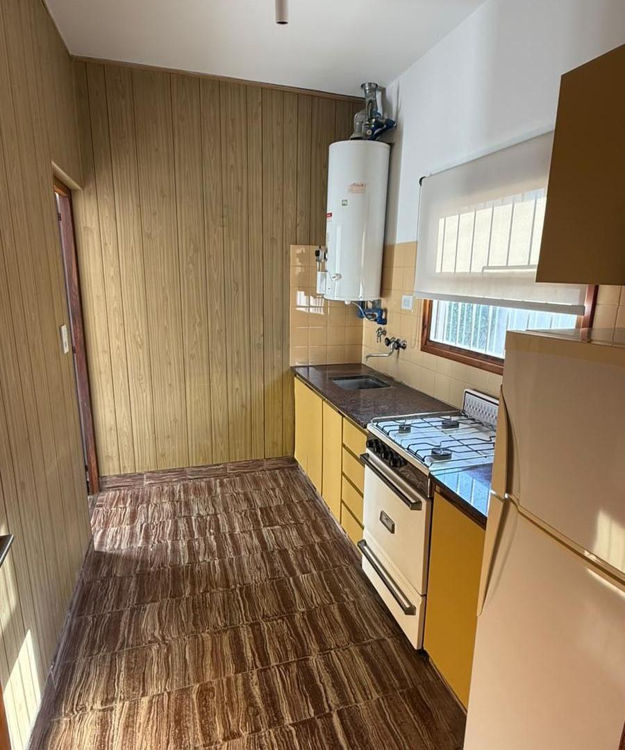 Foto de Casa Americana. Barrio el Gaucho. Permuta por vehículo o departamento., imagen 3