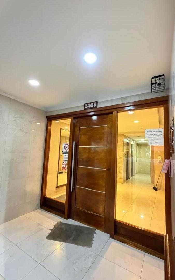 Foto de Departamento de dos ambientes a la calle con balcón Frances., imagen 3