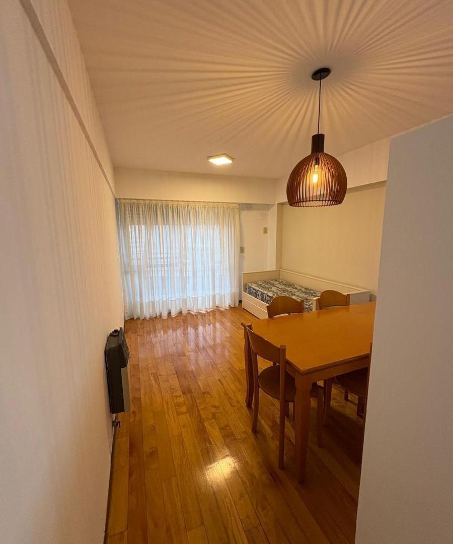 Foto de VENTA 1 DORMITORIO ESPAÑA 700, imagen 1