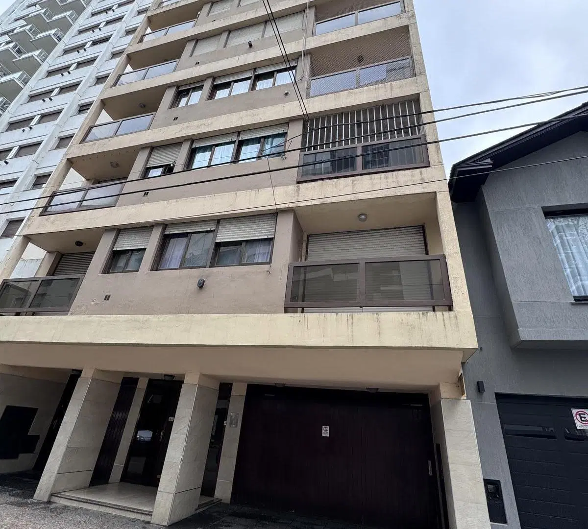 Departamento en 2 ambientes en La Perla 5