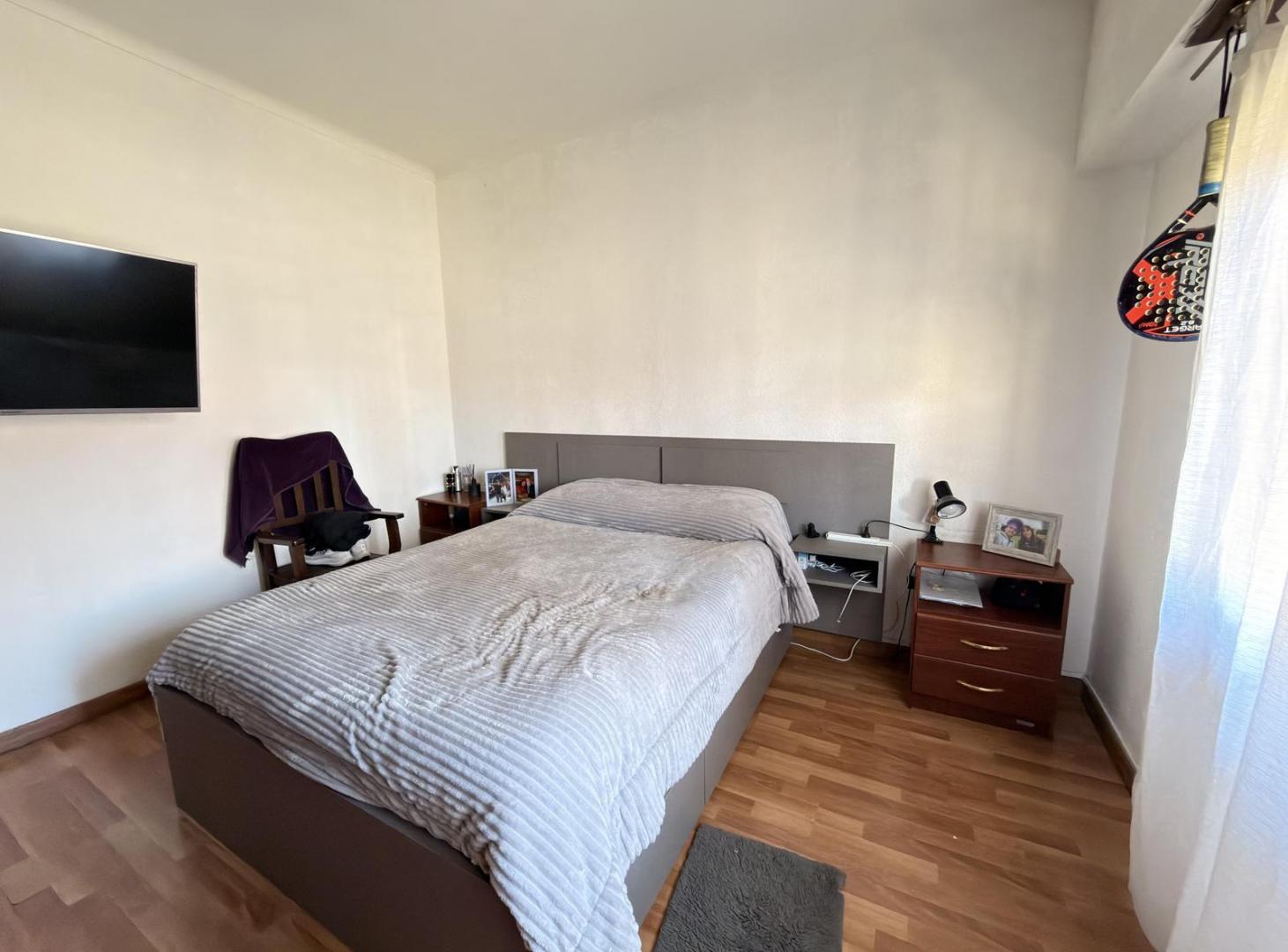 Foto de Casa en esquina con parque y garage doble, imagen 2