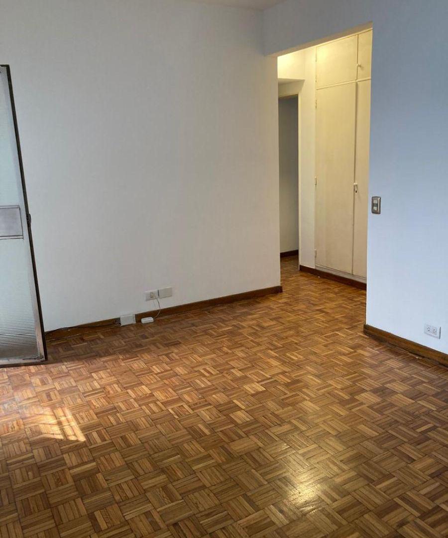 Foto de Venta Departamento de 3 ambientes en Recoleta, imagen 4