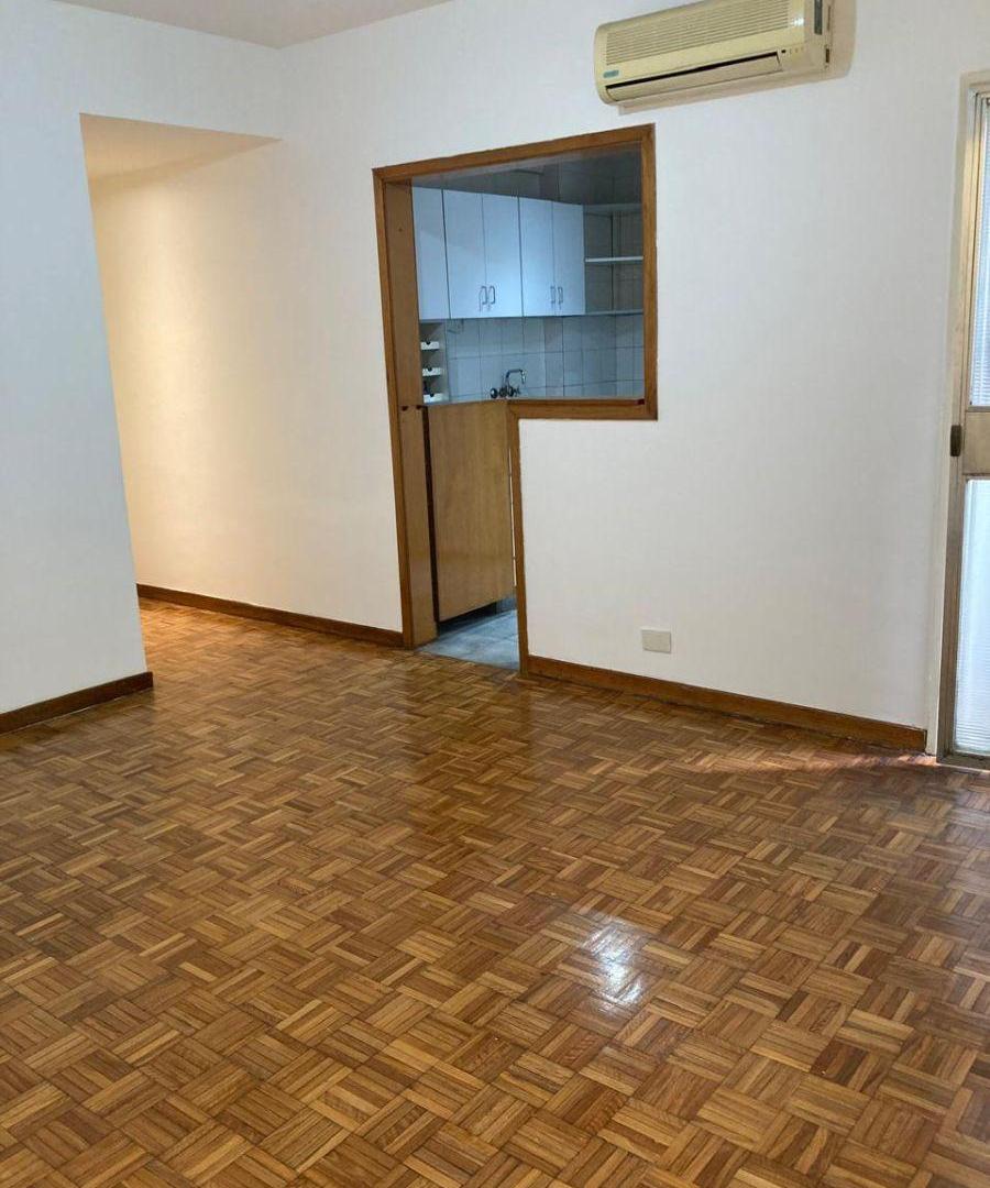 Foto de Venta Departamento de 3 ambientes en Recoleta, imagen 1