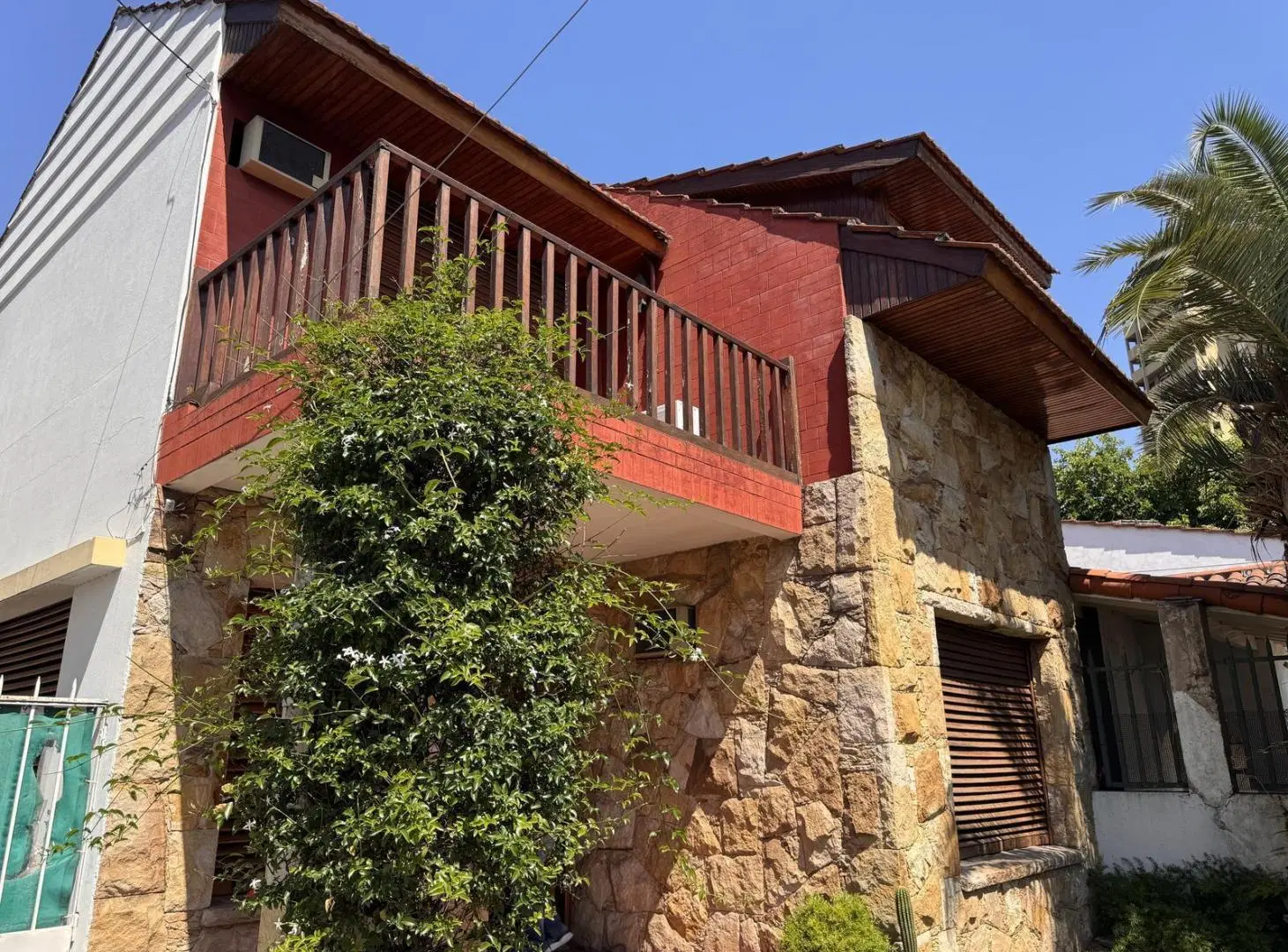 Chalet en 2 plantas en Temperley Oeste 2