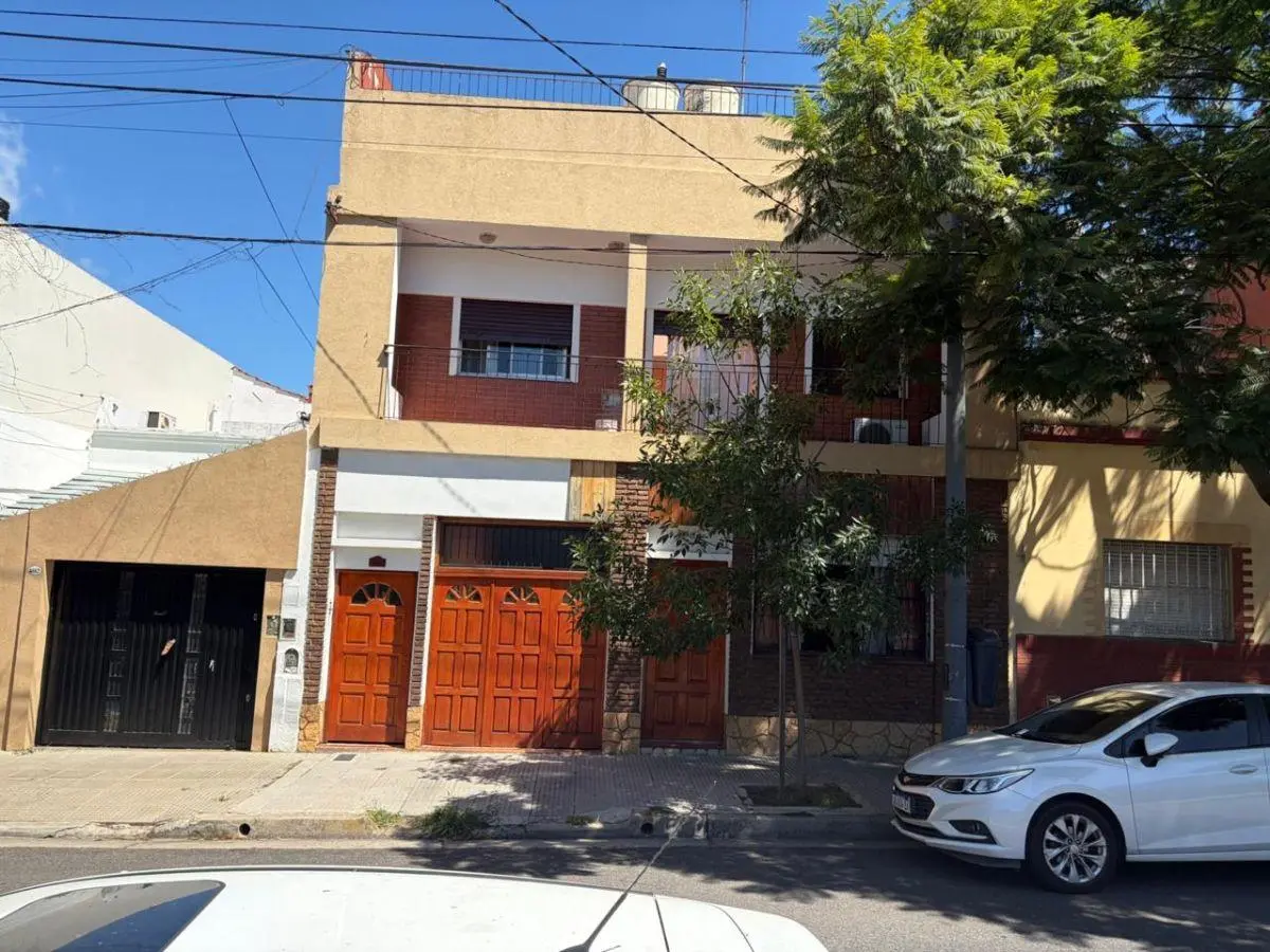 EXCELENTE OPORTUNIDAD TERRENO EN SAAVEDRA 4