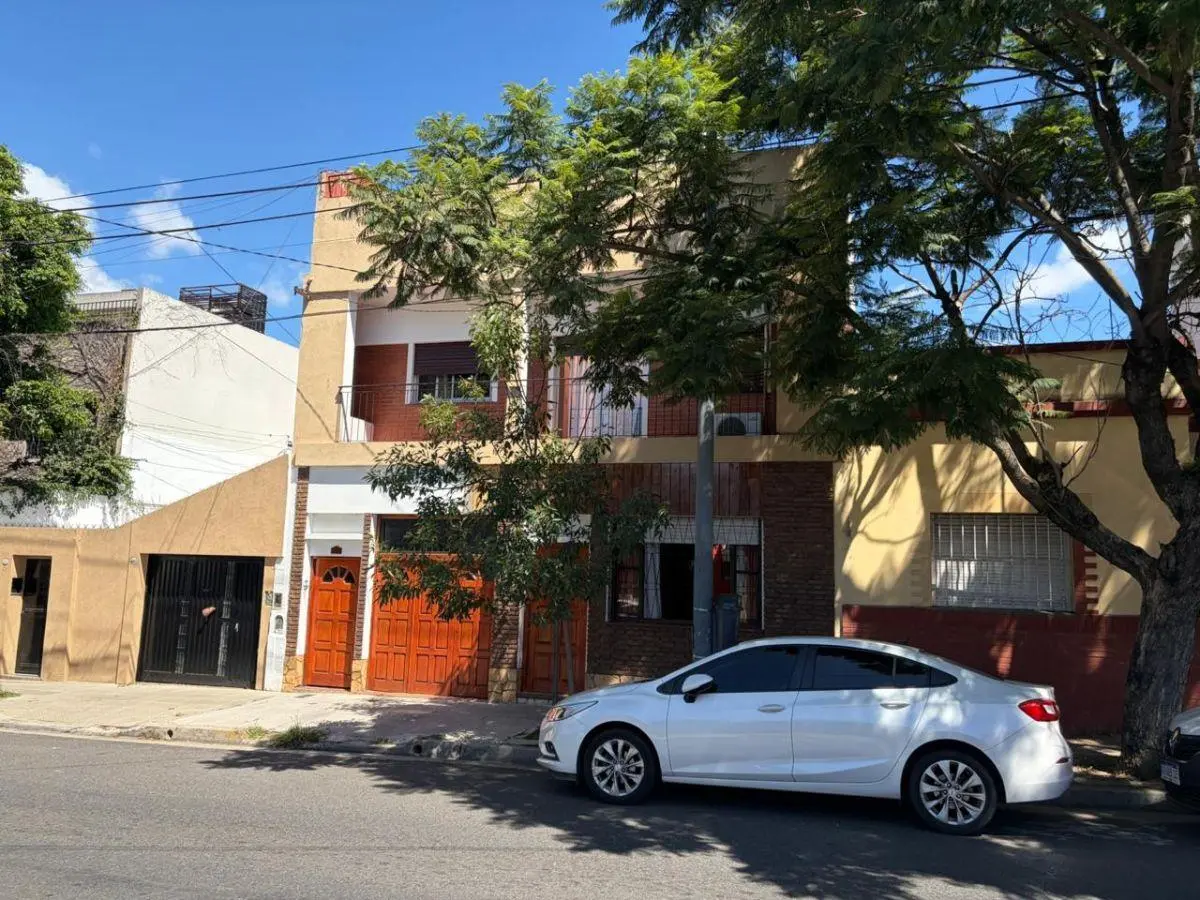 EXCELENTE OPORTUNIDAD TERRENO EN SAAVEDRA 5
