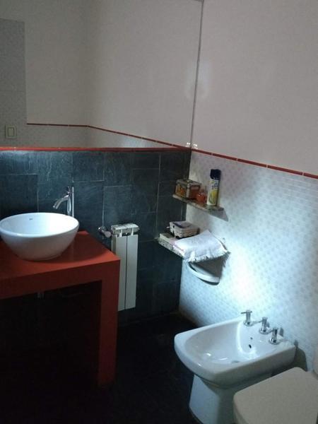 Vendo Espectacular Casa en Tanti!360 m Cubiertos!2000 Terreno! 5