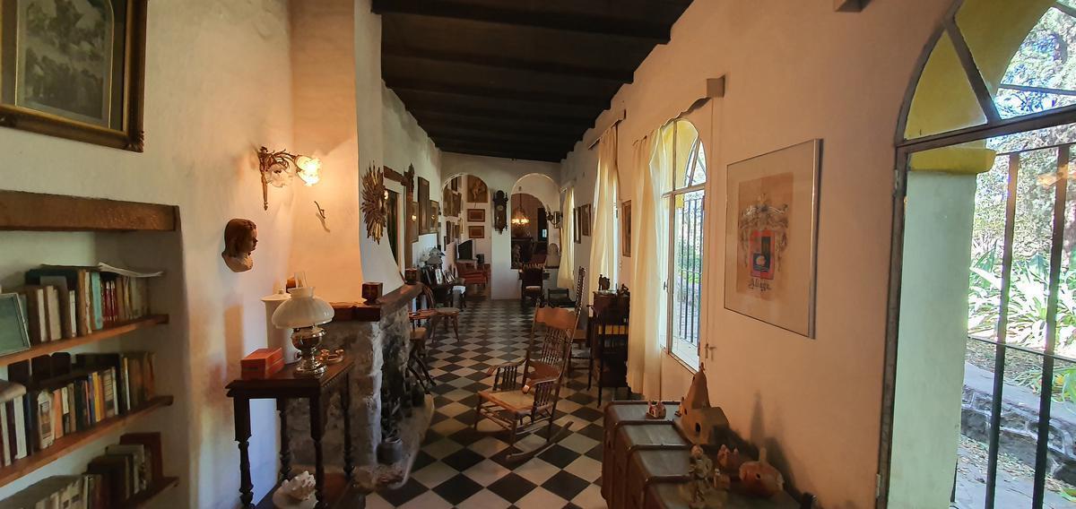 Complejo de Casona Mas Casas en Tanti!1 Ha de Terreno! 1