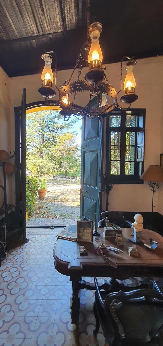 Complejo de Casona Mas Casas en Tanti!1 Ha de Terreno! 2