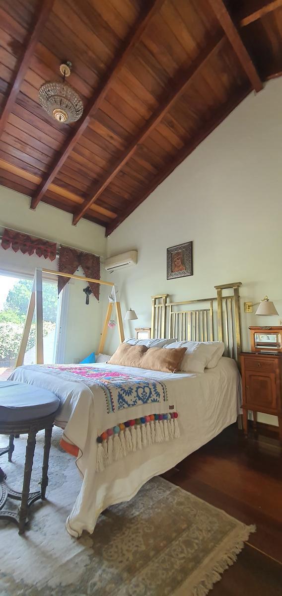 Se Venden 3 Casas con Terreno de 10800 m² en Villa Allende Golf! 4