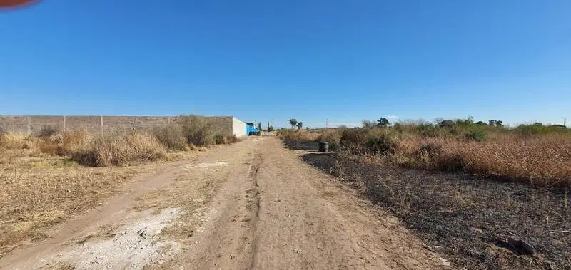 Se vende terreno de 2.500 mts2 en zona industrial ideal para galpón/fábrica. A 1 4