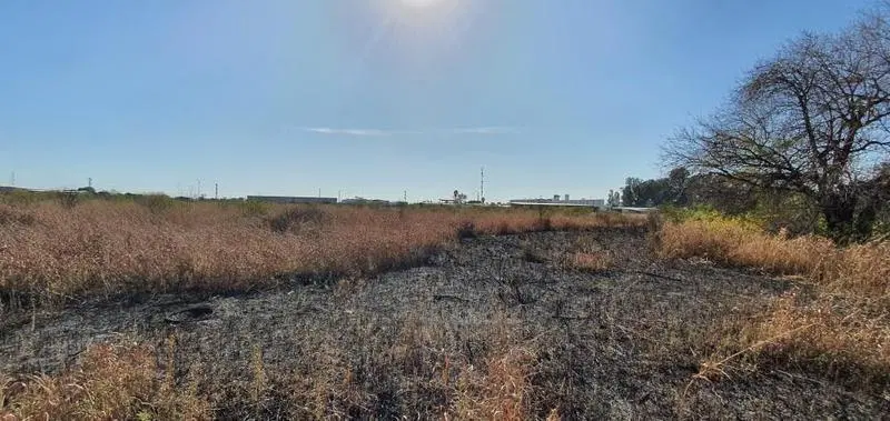 Se vende terreno de 2.500 mts2 en zona industrial ideal para galpón/fábrica. A 1 5