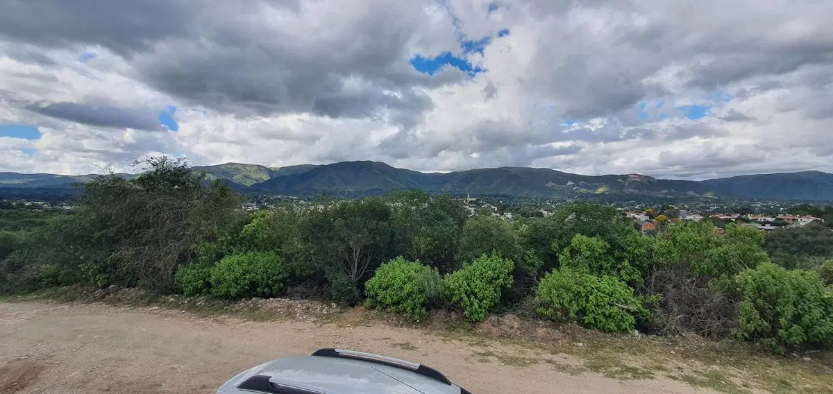 Terreno en  La Falda 1250 mts2 Espectacular vista !!! 3