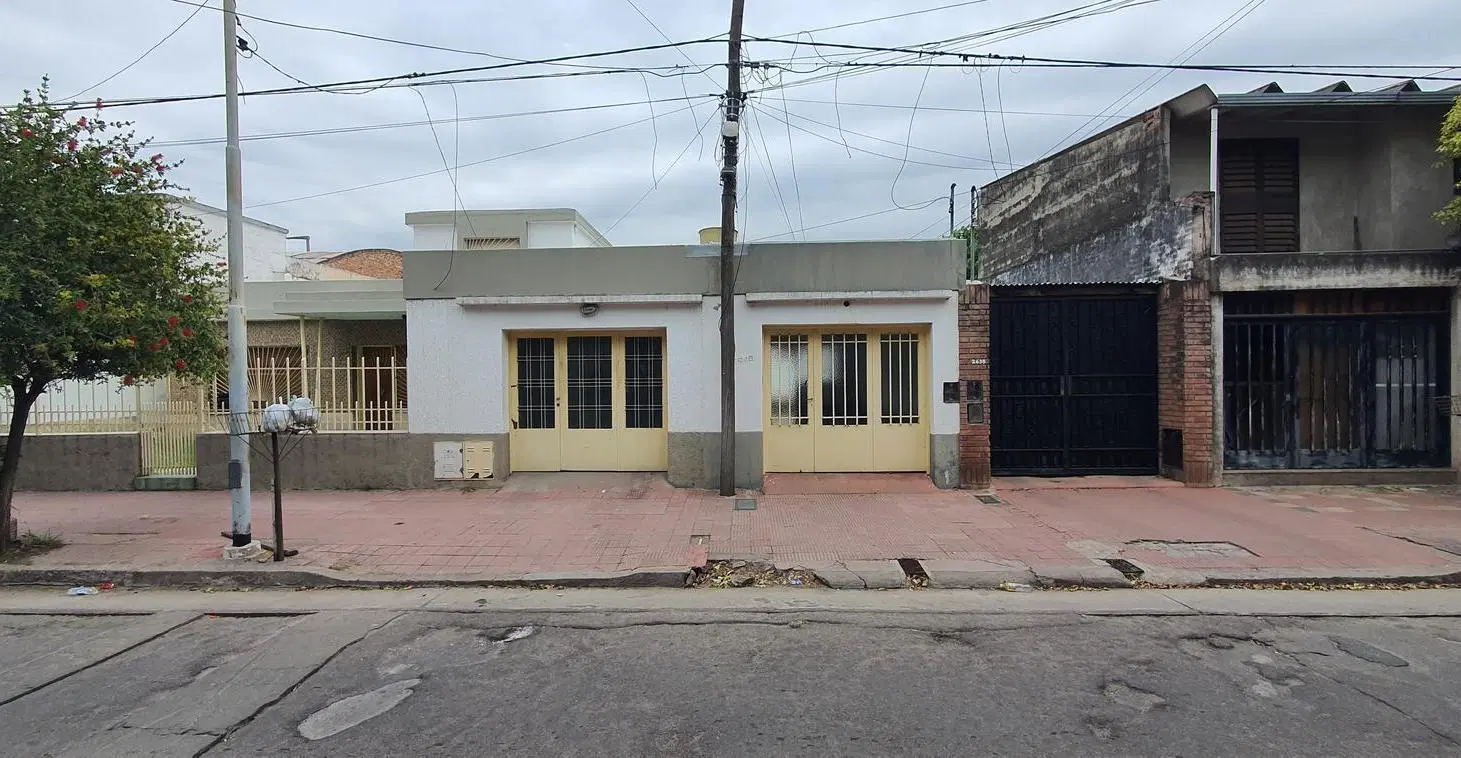 PH en  Barrio Colon !! 2 dorm cochera !!! 3