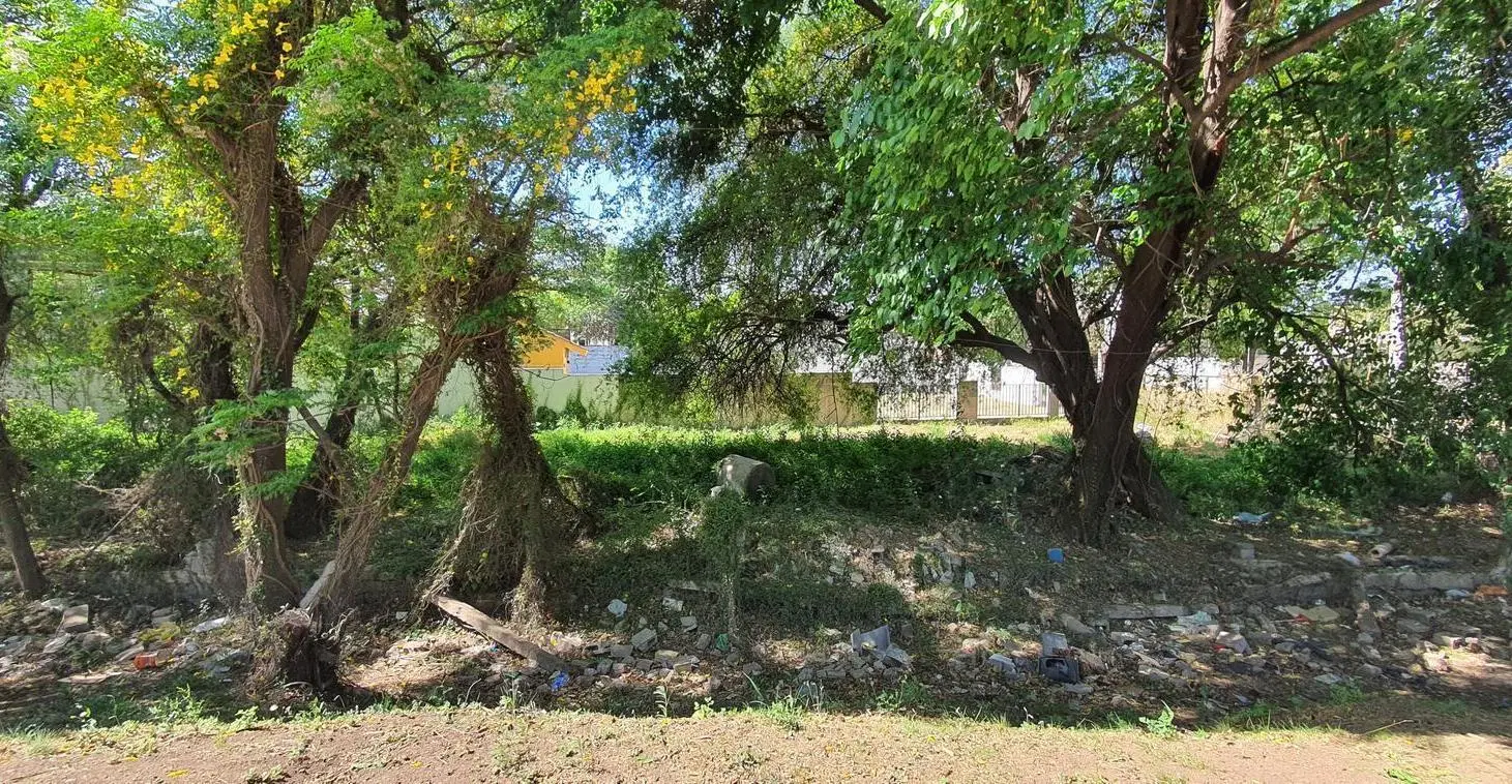 SE VENDE terreno en B SIlvano Funes de 1100 mt2!Frente al CPC Argüello! 5