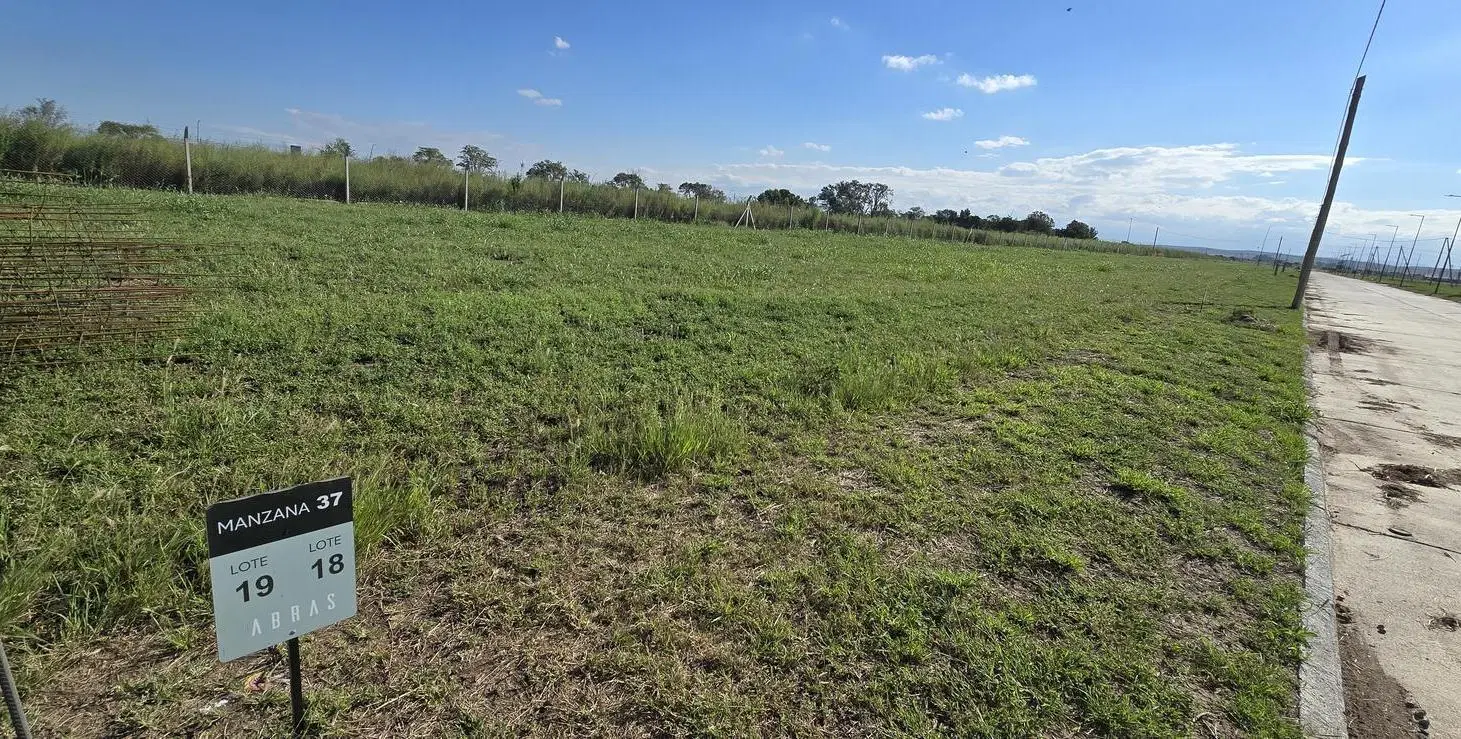 VENDO lote en Abras de Manantiales!!! 4