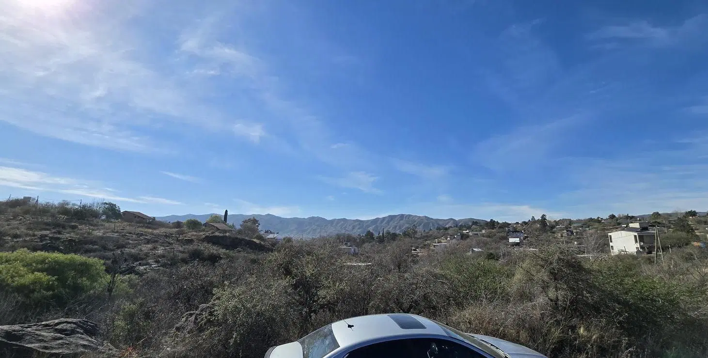 VENDO terreno de 2600 mt2 en Villa Parque Siquiman! 4