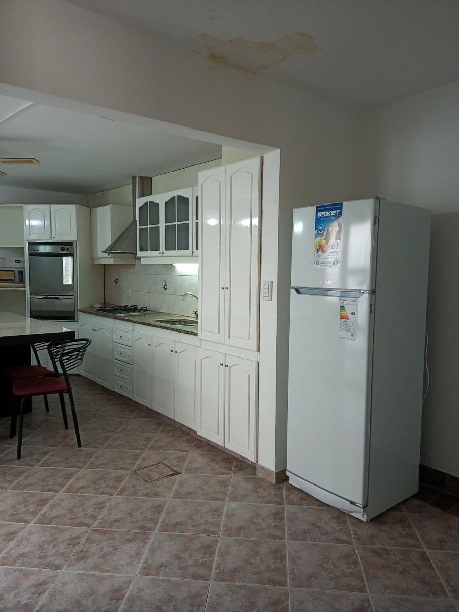 Hermoso PH en Miramar, Zona 4 4