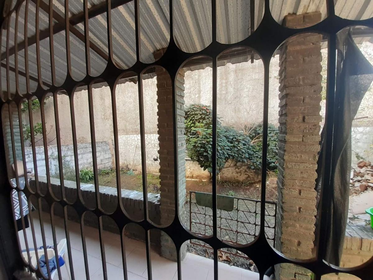 Venta - Casa Al Frente a Reciclar - Casa Interna Reciclada. Barrio Belgrano, Rosario. 2