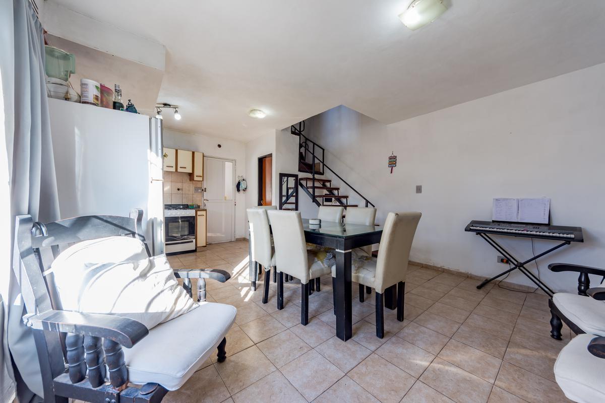 Venta/permuta - Duplex en Funes - Barrio San Telmo 4