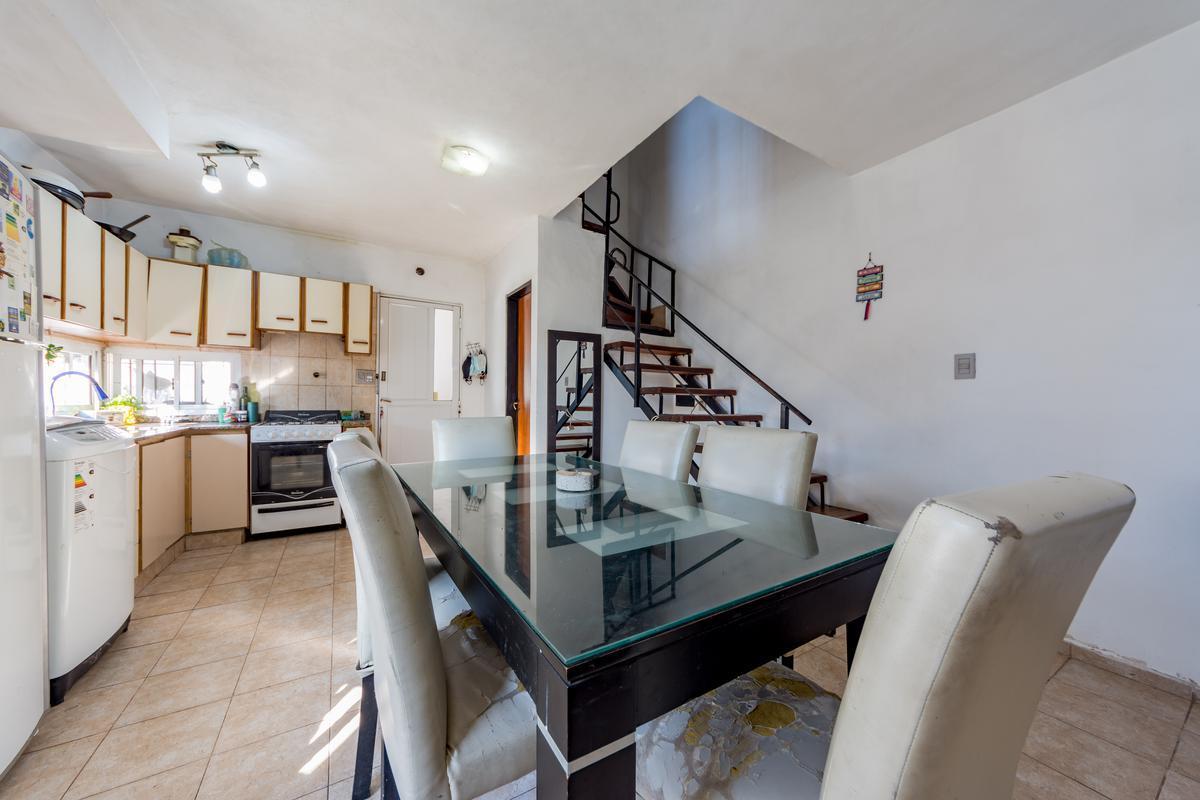 Venta/permuta - Duplex en Funes - Barrio San Telmo 3