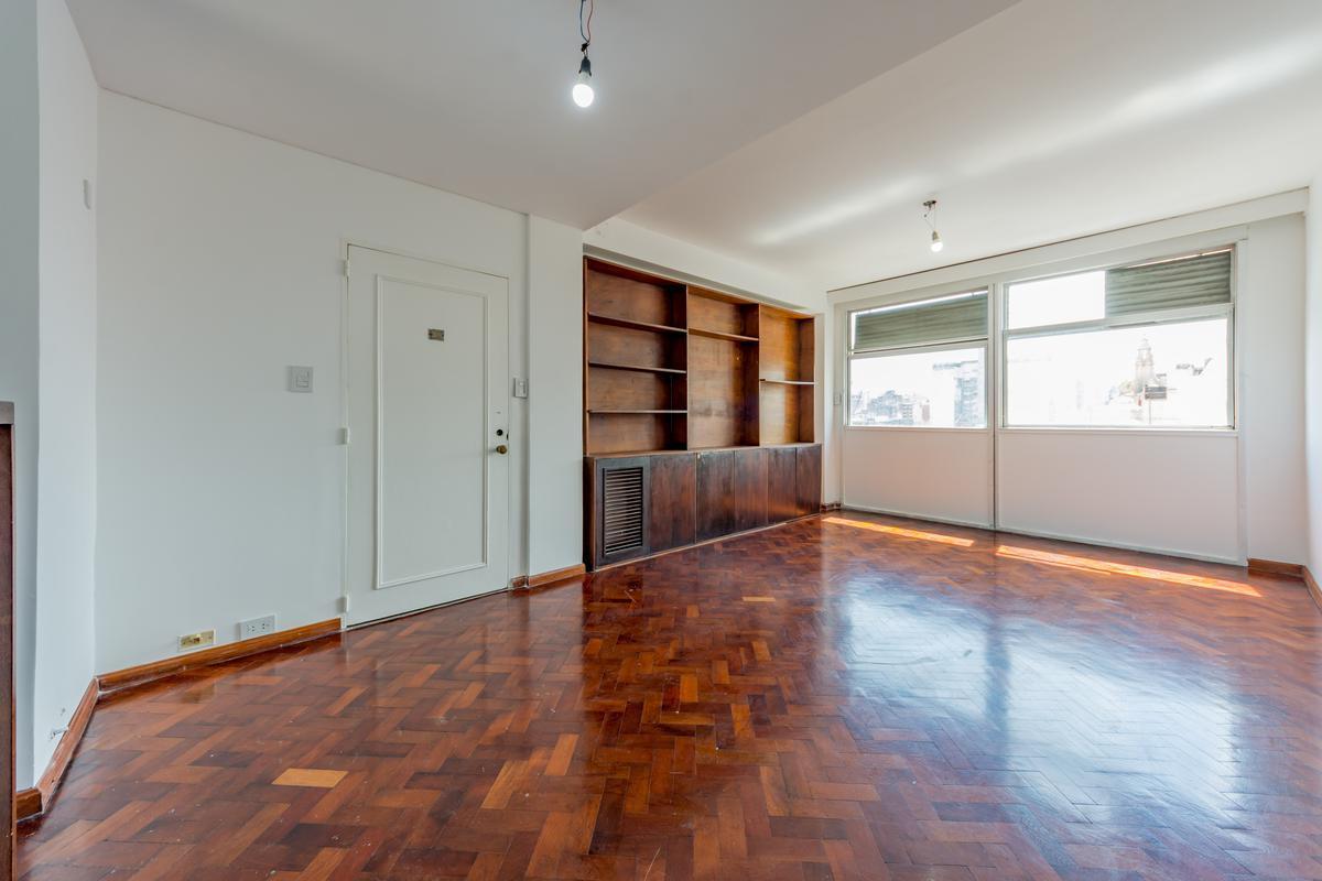 Foto de VENTA - Departamento reciclado - 2 Dormitorios - 2 Baños- Centro, imagen 3