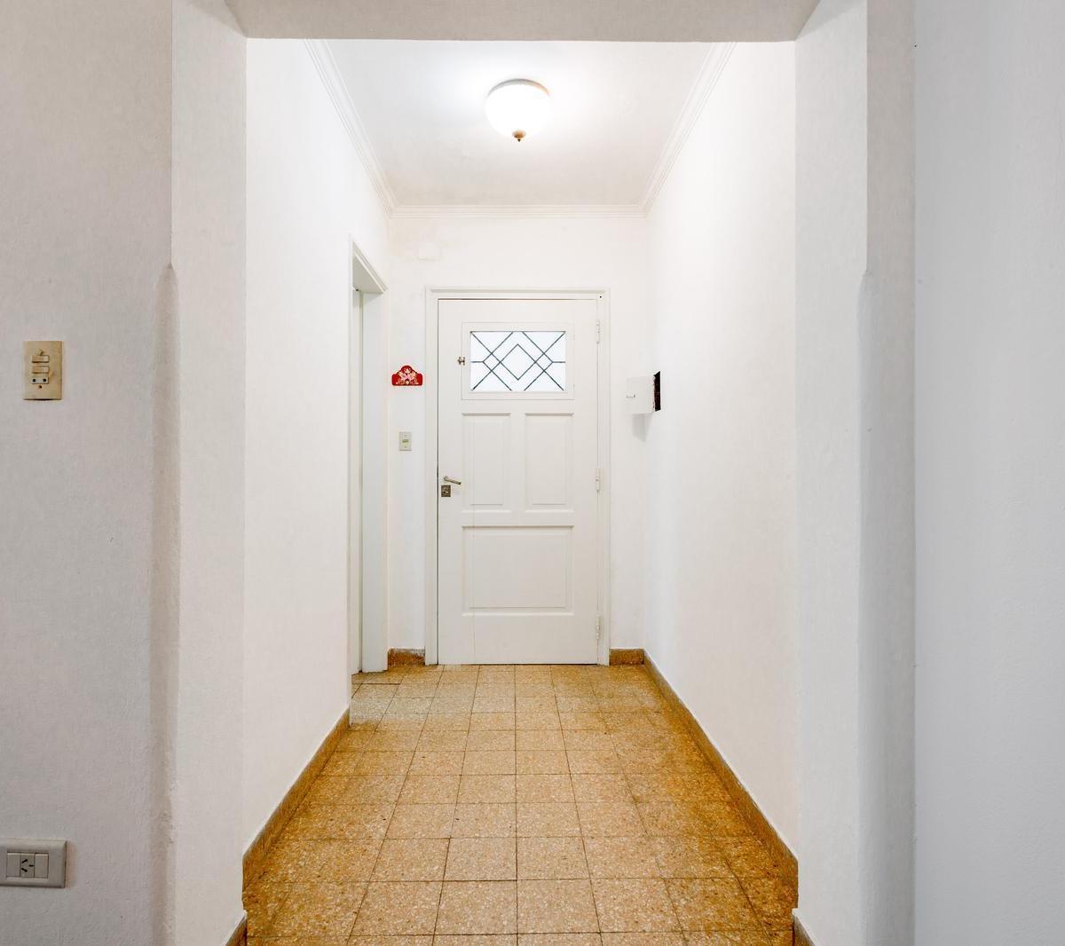 Venta/permuta - Departamento - 2 Dorm. - Patio - Centro, Rosario 1